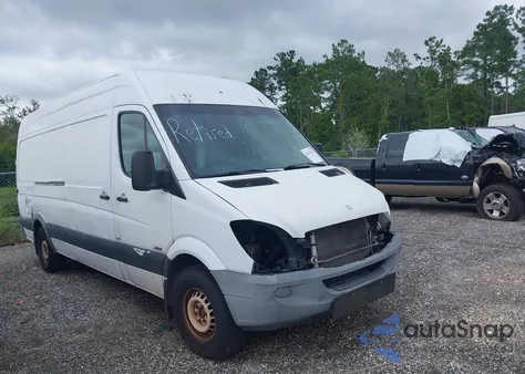 2012 Mercedes-Benz Sprinter 2500 High Roof z USA, uszkodzony, nr VIN WD3PE8CB5C5710802